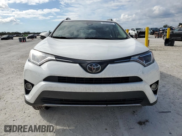 2017 Toyota RAV4 XLE with VIN JTMWFREV4HJ709358, listed as a Copart auction lot 42289365 with 44,900 mi miles and Salvage Title. Bid and sale history available at DreamBid. Image 5.