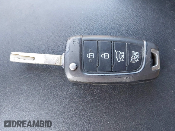 2019 Hyundai Santa Fe SE with VIN 5NMS2CAD2KH020288, listed as a IAAI auction lot 41398304 with 136,693 mi miles and . Bid and sale history available at DreamBid. Image 11.