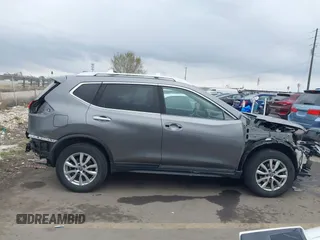 2018 Nissan Rogue SV with VIN KNMAT2MV6JP511461, listed as a IAAI auction lot 41924322 with 131,869 mi miles. Bid and sale history available at carsss.com. Image 14.