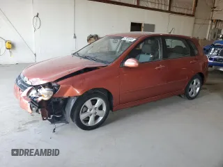 2008 Kia Spectra with VIN KNAFE161285017945, listed as a Copart auction lot 47926845 with 181,054 mi miles and Salvage Title. Bid and sale history available at carsss.com. Image 1.