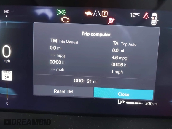 2025 Volvo XC90 with VIN YV4062PG4S1370195, listed as a IAAI auction lot 41912433 with 31 mi miles and . Bid and sale history available at DreamBid. Image 7.