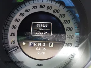 2012 Mercedes-Benz C 300 Sport с VIN WDDGF8BB9CR197914, выставлен на аукционе IAAI как лот 42187624 с пробегом 121 196 миль миль и . История ставок и продаж доступна на DreamBid. Изображение 15.