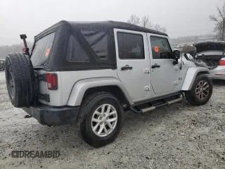 2008 Jeep Wrangler Unlimited X with VIN 1J4GB39138L608458, listed as a Copart auction lot 43549075 with 100,565 mi miles and Salvage Title. Bid and sale history available at DreamBid. Image 3.