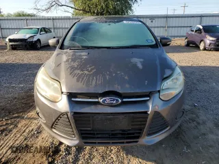 2013 Ford Focus SE z VIN 1FADP3F22DL233878, wystawiony jako Copart lot #52598475 z przebiegiem 131 539 mil mil oraz Szkoda całkowita • Salvage title. Historia ofert i sprzedaży dostępna na DreamBid. Obrazek 5.