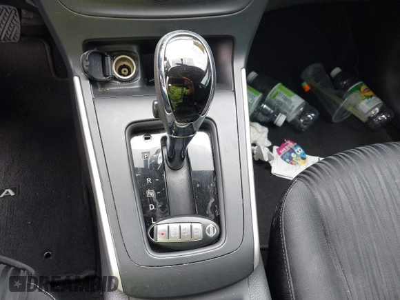 2018 Nissan Sentra SV with VIN 3N1AB7AP0JL637545, listed as a IAAI auction lot 42031224 with 110,119 mi miles. Bid and sale history available at carsss.com. Image 11.