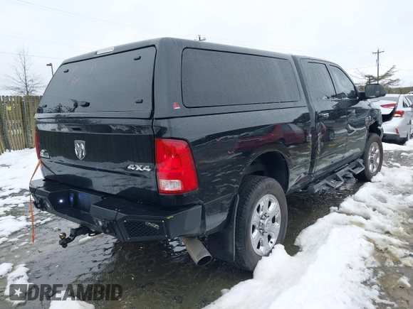 2010 Dodge Ram 2500 ST with VIN 3D7UT2CL5AG147072, listed as a IAAI auction lot 41552993 with 205,763 mi miles. Bid and sale history available at carsss.com. Image 4.