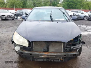 2010 Hyundai Elantra GLS z VIN KMHDU4AD3AU160376, wystawiony jako IAAI lot #42263482 z przebiegiem 202 358 mil mil oraz . Historia ofert i sprzedaży dostępna na DreamBid. Obrazek 12.