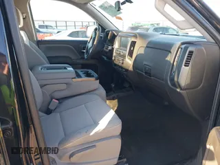 2016 GMC Sierra 1500 with VIN 1GTV2LEC0GZ391483, listed as a IAAI auction lot 40929571 with 106,106 mi miles and . Bid and sale history available at carsss.com. Image 5.
