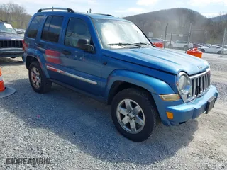 2005 Jeep Liberty Limited with VIN 1J4GL58K25W631629, listed as a IAAI auction lot 41842006 with 193,473 mi miles. Bid and sale history available at carsss.com. Image 1.