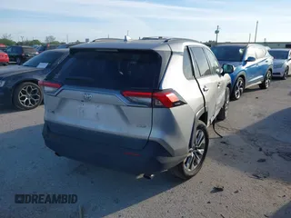 2021 Toyota RAV4 XLE Premium with VIN 2T3C1RFV1MC142071, listed as a IAAI auction lot 41747935 with 82,427 mi miles. Bid and sale history available at carsss.com. Image 4.