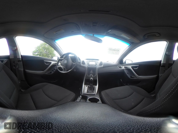 2015 Hyundai Elantra SE z VIN 5NPDH4AE5FH589344, wystawiony jako IAAI lot #42188682 z przebiegiem Nie podano mil oraz . Historia ofert i sprzedaży dostępna na DreamBid. Obrazek 18.