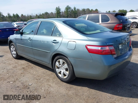 2007 Toyota Camry CE with VIN 4T1BE46K07U690521, listed as a IAAI auction lot 42070933 with 171,758 mi miles. Bid and sale history available at carsss.com. Image 3.