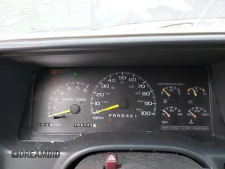 1999 GMC Yukon with VIN 1GKEK13R9XJ807786, listed as a IAAI auction lot 41478109 with 193,748 mi miles. Bid and sale history available at carsss.com. Image 7.