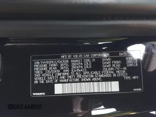 2018 Volvo XC90 Momentum with VIN YV4102PK2J1343506, listed as a IAAI auction lot 41763318 with 89,203 mi miles. Bid and sale history available at carsss.com. Image 9.