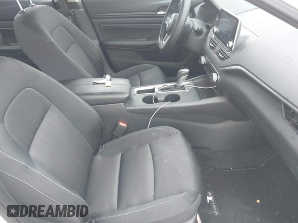 2019 Nissan Altima S z VIN 1N4BL4BV5KN308941, wystawiony jako IAAI lot #41851529 z przebiegiem 146 915 mil mil oraz . Historia ofert i sprzedaży dostępna na DreamBid. Obrazek 5.