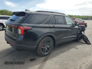 2025 Ford Explorer ST-Line z VIN 1FMUK8KH6SGB63562, wystawiony jako Copart lot #56751205 z przebiegiem 709 mil mil oraz Czysty tytuł • Clean title. Historia ofert i sprzedaży dostępna na DreamBid. Obrazek 3.