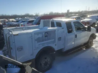 2016 Ford Super Duty F-250 SRW XLT with VIN 1FT7X2B65GEA40420, listed as a Copart auction lot 44855975 with 376,473 mi miles and Clean Title. Bid and sale history available at carsss.com. Image 3.