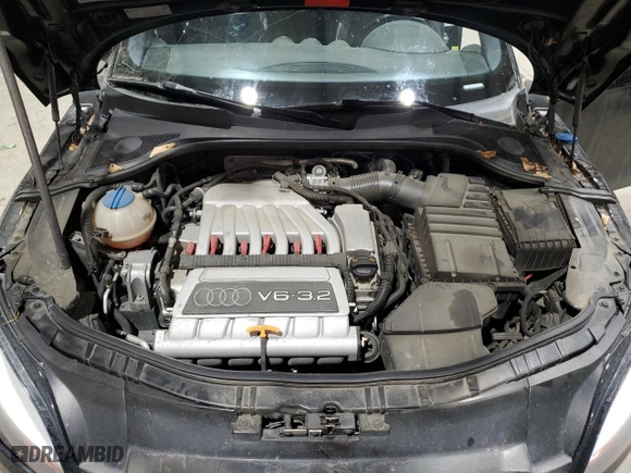 2009 Audi TT Prestige with VIN TRUVD38J391028090, listed as a Copart auction lot 89112305 with 122,184 mi miles and Clean Title. Bid and sale history available at carsss.com. Image 11.