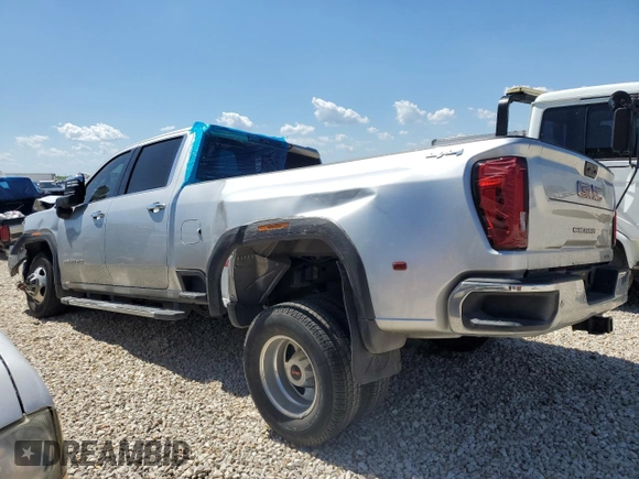 2022 GMC Sierra 3500HD SLT z VIN 1GT49UEY5NF360897, wystawiony jako Copart lot #47723514 z przebiegiem 8272 mil mil oraz Szkody całkowita. Historia ofert i sprzedaży dostępna na DreamBid. Obrazek 3.