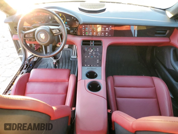 2022 Porsche Taycan 4 with VIN WP0BA2Y10NSA67274, listed as a Copart auction lot 84293924 with 33,234 mi miles and Salvage title. Bid and sale history available at DreamBid. Image 8.