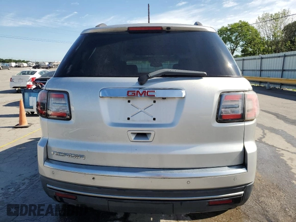 2013 GMC Acadia SLT z VIN 1GKKRRKD7DJ130512, wystawiony jako Copart lot #57632515 z przebiegiem 124 772 mil mil oraz Szkoda całkowita • Salvage title. Historia ofert i sprzedaży dostępna na DreamBid. Obrazek 6.