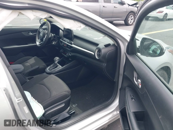 2019 Kia Forte LXS с VIN 3KPF24AD6KE044933, выставлен на аукционе IAAI как лот 42424725 с пробегом 142 854 миль миль и . История ставок и продаж доступна на DreamBid. Изображение 5.