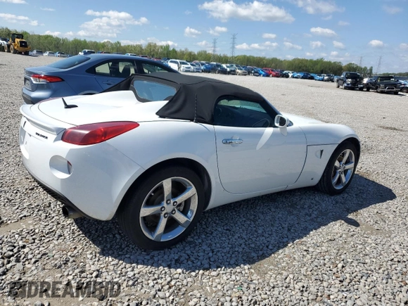 2008 Pontiac Solstice z VIN 1G2MC35B58Y123587, wystawiony jako Copart lot #52017005 z przebiegiem Nie podano mil oraz Szkoda całkowita • Salvage title. Historia ofert i sprzedaży dostępna na DreamBid. Obrazek 3.