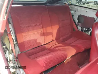 1990 Ford Probe GL z VIN 1ZVPT20CXL5212307, wystawiony jako Copart lot #54941994 z przebiegiem 241 227 mil mil oraz Szkody całkowita. Historia ofert i sprzedaży dostępna na DreamBid. Obrazek 10.