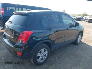 2020 Chevrolet Trax LS with VIN KL7CJNSB8LB016636, listed as a IAAI auction lot 40073176 with 49,089 mi miles. Bid and sale history available at carsss.com. Image 4.