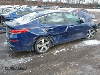 2020 Kia Optima LX with VIN 5XXGT4L39LG412777, listed as a IAAI auction lot 41359959 with 59,254 mi miles. Bid and sale history available at carsss.com. Image 4.