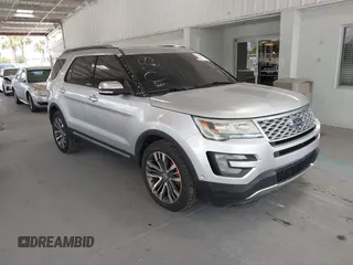2016 Ford Explorer Platinum z VIN 1FM5K8HT9GGC64408, wystawiony jako IAAI lot #42138976 z przebiegiem 143 540 mil mil oraz . Historia ofert i sprzedaży dostępna na DreamBid. Obrazek 1.