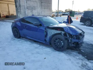 2023 Toyota GR86 Premium with VIN JF1ZNBE17P9752764, listed as a Copart auction lot 88411625 with 14,394 mi miles and Salvage Title. Bid and sale history available at carsss.com. Image 4.