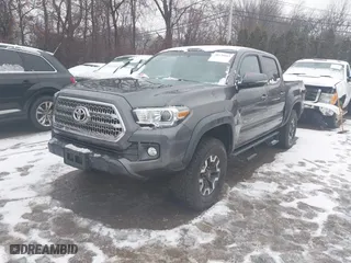 2017 Toyota Tacoma SR5 with VIN 3TMCZ5AN3HM066433, listed as a IAAI auction lot 38570063 with 123,751 mi miles. Bid and sale history available at carsss.com. Image 17.