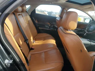 2016 Jaguar XJ R-Sport с VIN SAJWJ1CDXG8W03448, выставлен на аукционе Copart как лот 48188865 с пробегом 65 356 миль миль и Списание • Salvage title. История ставок и продаж доступна на DreamBid. Изображение 10.