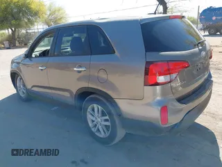 2014 Kia Sorento LX with VIN 5XYKT3A6XEG480411, listed as a IAAI auction lot 42008356 with 137,435 mi miles and . Bid and sale history available at DreamBid. Image 3.