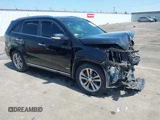 2014 Kia Sorento SX Limited with VIN 5XYKWDA71EG486958, listed as a IAAI auction lot 42483774 with 195,198 mi miles and . Bid and sale history available at DreamBid. Image 1.