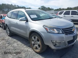 2016 Chevrolet Traverse LT with VIN 1GNKRGKD5GJ127958, listed as a IAAI auction lot 41601987 with 121,268 mi miles. Bid and sale history available at carsss.com. Image 1.
