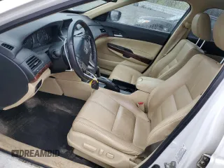 2012 Honda Crosstour EX-L z VIN 5J6TF2H5XCL003184, wystawiony jako Copart lot #56227625 z przebiegiem 206 055 mil mil oraz Szkoda całkowita • Salvage title. Historia ofert i sprzedaży dostępna na DreamBid. Obrazek 7.