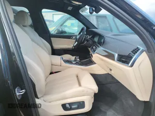 2022 BMW X5 xDrive45e with VIN 5UXTA6C01N9M84108, listed as a Copart auction lot 65150782 with 5,977 mi miles. Bid and sale history available at carsss.com. Image 5.