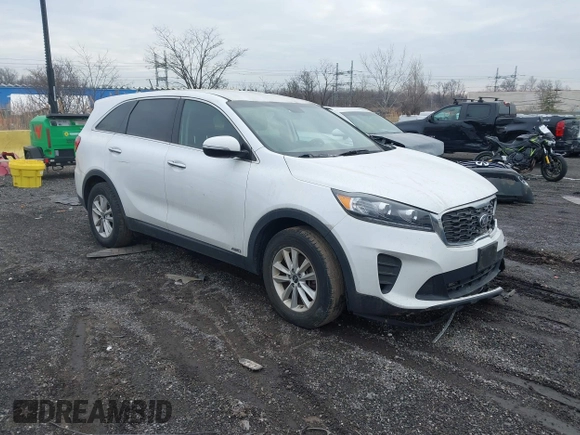 2019 Kia Sorento LX with VIN 5XYPGDA37KG523653, listed as a IAAI auction lot 41231464 with 51,268 mi miles. Bid and sale history available at carsss.com. Image 1.