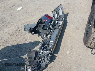 2020 Land Rover Defender S с VIN SALEJEEX0L2015668, выставлен на аукционе IAAI как лот 42419724 с пробегом 53 962 миль миль и . История ставок и продаж доступна на DreamBid. Изображение 12.