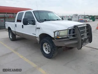 2002 Ford Super Duty F-250 XL with VIN 1FTNW21F52ED46120, listed as a IAAI auction lot 41681768 with 242,053 mi miles. Bid and sale history available at carsss.com. Image 1.
