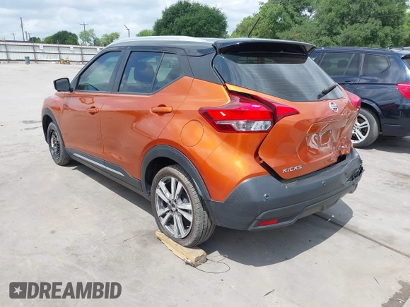 2020 Nissan Kicks SR with VIN 3N1CP5DV4LL492831, listed as a IAAI auction lot 42030507 with 43,203 mi miles. Bid and sale history available at carsss.com. Image 3.