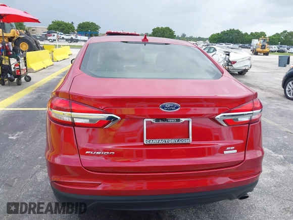 2020 Ford Fusion SE with VIN 3FA6P0HDXLR160183, listed as a IAAI auction lot 42623508 with 89,914 mi miles and . Bid and sale history available at DreamBid. Image 16.
