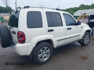 2005 Jeep Liberty Limited with VIN 1J4GL58K35W693637, listed as a IAAI auction lot 42515249 with Not provided miles and . Bid and sale history available at DreamBid. Image 4.