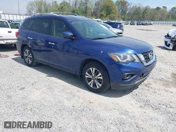 2017 Nissan Pathfinder S with VIN 5N1DR2MN4HC603631, listed as a IAAI auction lot 41901005 with 138,432 mi miles. Bid and sale history available at carsss.com. Image 1.