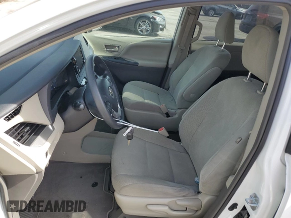 2019 Toyota Sienna L with VIN 5TDZZ3DC2KS003341, listed as a Copart auction lot 79561454 with 55,775 mi miles and Salvage Title. Bid and sale history available at carsss.com. Image 7.