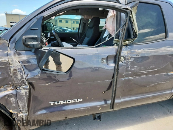 2016 Toyota Tundra SR with VIN 5TFRM5F17GX108528, listed as a Copart auction lot 61682625 with 172,478 mi miles and Clean title. Bid and sale history available at DreamBid. Image 7.
