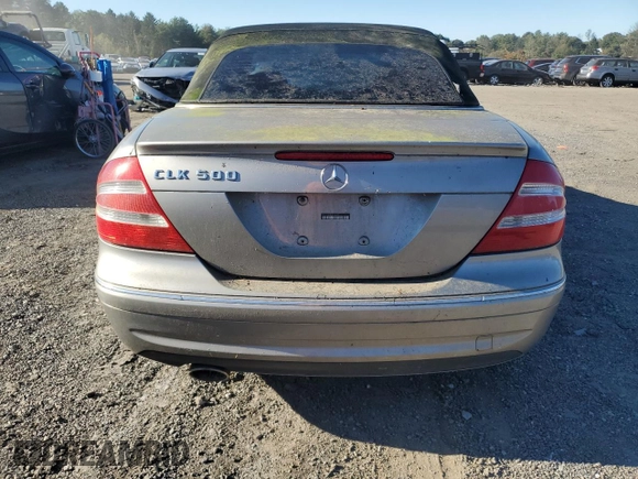 2005 Mercedes-Benz CLK-Class 5.0L with VIN WDBTK75J85F152404, listed as a Copart auction lot 74837604 with 143,622 mi miles and Clean Title. Bid and sale history available at carsss.com. Image 6.