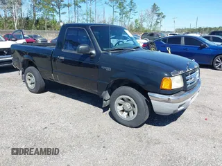 2001 Ford Ranger XL with VIN 1FTYR10C61TA08600, listed as a IAAI auction lot 41816556 with 174,406 mi miles. Bid and sale history available at carsss.com. Image 1.